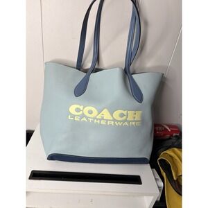 Preloved COACH Leather Tote Travel Shopper Bag Handbag Baby Blue